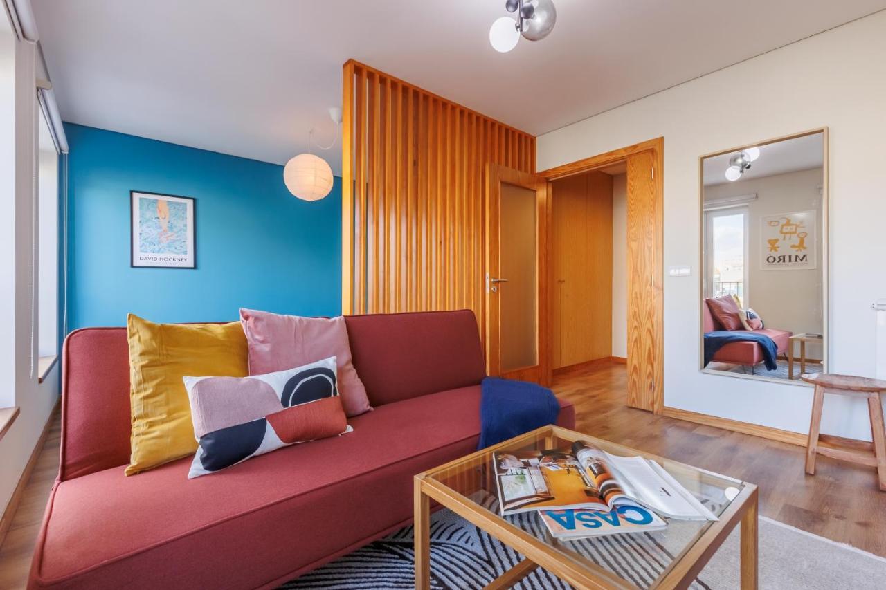 A Pop Of Color By Lovelystay Porto Exterior photo